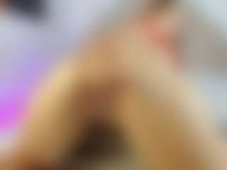 Live cam show with Nicol - Deepthroat on hotwifechat.live