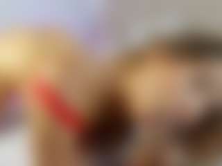 Live cam show with Nicol - Amateur Curvy on Latina Girls