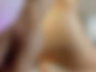 Live cam show with Nicol - Spank on EXY