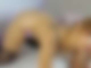 Nicol's Live Sex Cam Show