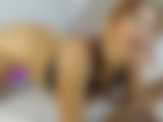 Nicol's Live Sex Cam Show
