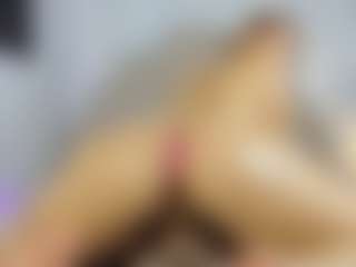 Nicol's Live Sex Cam Show