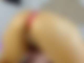 Nicol's Live Sex Cam Show