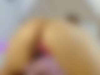 Nicol's Live Sex Cam Show