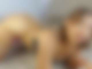 Nicol's Live Sex Cam Show