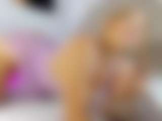 Live cam show with Nicol - Brown Eyes on Camsoda