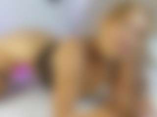 Nicol's Live Sex Cam Show