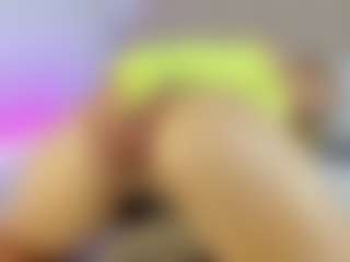 Nicol's Live Sex Cam Show