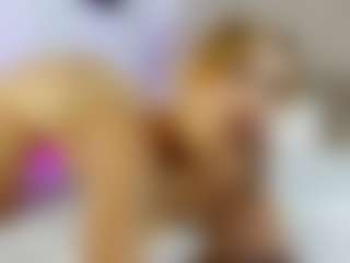 Nicol's Live Sex Cam Show