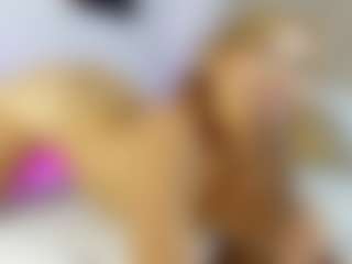 Nicol's Live Sex Cam Show