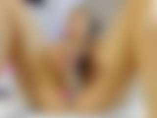 Nicol's Live Sex Cam Show