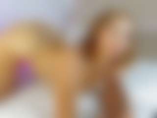 Live cam show with Nicol - Anal on TeamSkeetLive