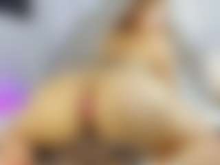 Nicol's Live Sex Cam Show