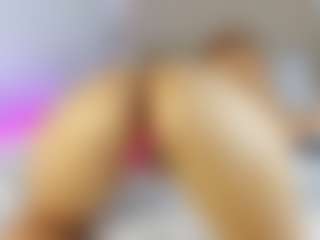 Nicol's Live Sex Cam Show