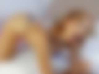 Live cam show with Nicol - Lovense on CamClone