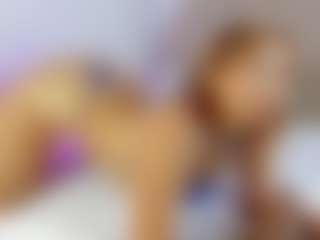 Live cam show with Nicol - White on CamClone | colombia