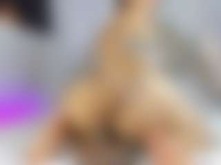 Nicol's Live Sex Cam Show