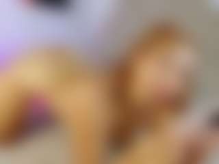 Nicol's Live Sex Cam Show