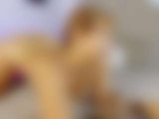 Nicol's Live Sex Cam Show