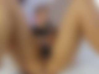 Spettacolo in cam dal vivo con Nicol - Anal su Camsoda