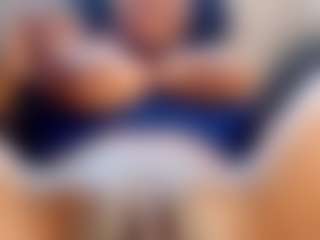 Hotbarbiexx's Live Sex Cam Show