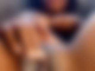 Hotbarbiexx's Live Sex Cam Show