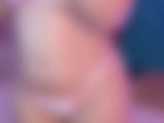 Live cam show with LillyPeach - Butt Plug on milfzrlive.com
