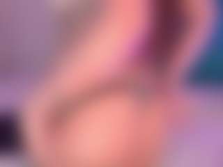 Live cam show with LillyPeach - Butt Plug on Camsoda