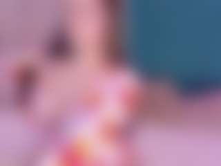 Live cam show with LillyPeach - BBW on dropp.cam