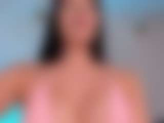 Live cam show with Maddison Taylor - Average on livesuperchat.net