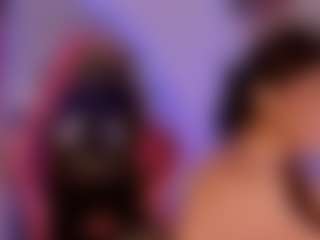 Live cam show with MilaColeman - Small Tits on Uber Horny