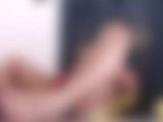 Live cam show with MissKarla - Tease on Camsoda