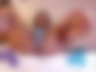 Live cam show with MissKarla - Tease on TeamSkeetLive