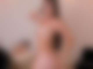 Live cam show with VeronicaBlue - Nipple Piercings on Fapmatic.com