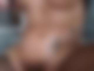 carolinespanky's Live Sex Cam Show