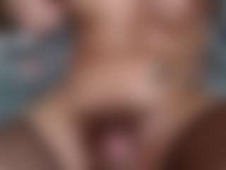 carolinespanky's Live Sex Cam Show