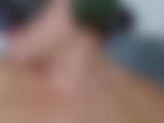 carolinespanky's Live Sex Cam Show