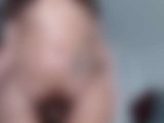 carolinespanky's Live Sex Cam Show