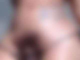 carolinespanky's Live Sex Cam Show