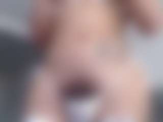 carolinespanky's Live Sex Cam Show