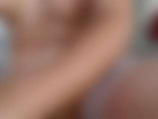 carolinespanky's Live Sex Cam Show
