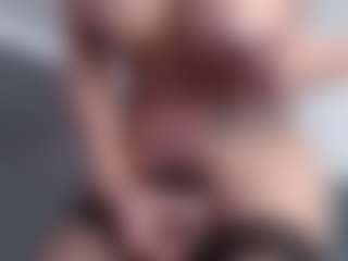carolinespanky's Live Sex Cam Show