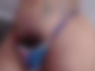 carolinespanky's Live Sex Cam Show