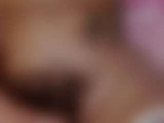carolinespanky's Live Sex Cam Show
