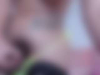 carolinespanky's Live Sex Cam Show