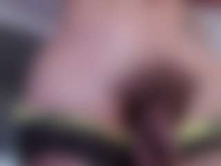 carolinespanky's Live Sex Cam Show