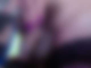 carolinespanky's Live Sex Cam Show