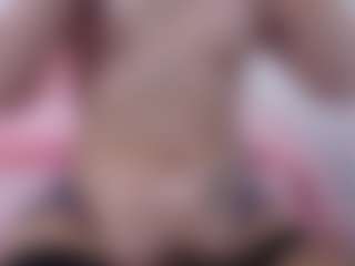 carolinespanky's Live Sex Cam Show