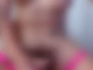 carolinespanky's Live Sex Cam Show