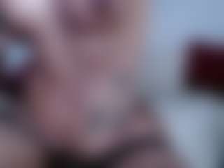 carolinespanky's Live Sex Cam Show